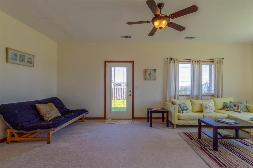 Crescent City Beach House image 10