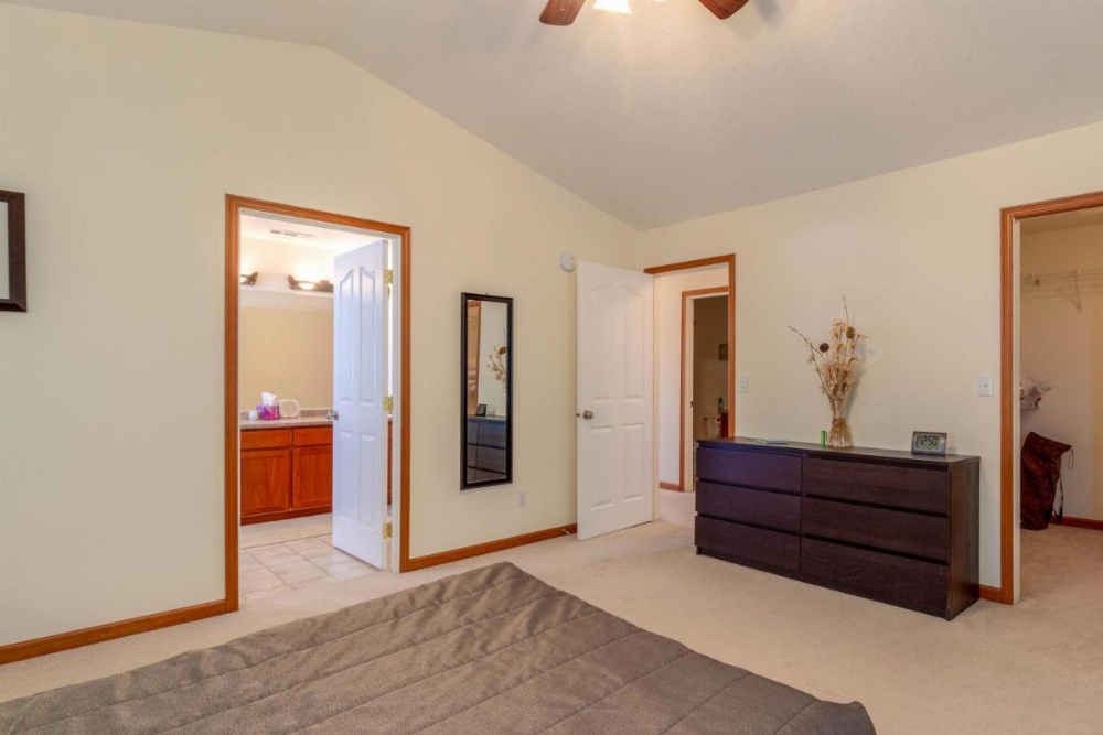 Crescent City Beach House Image 16