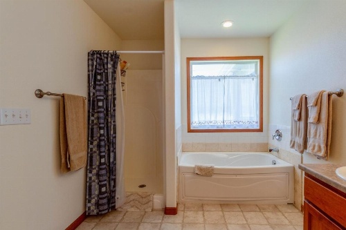 Crescent City Beach House image 25
