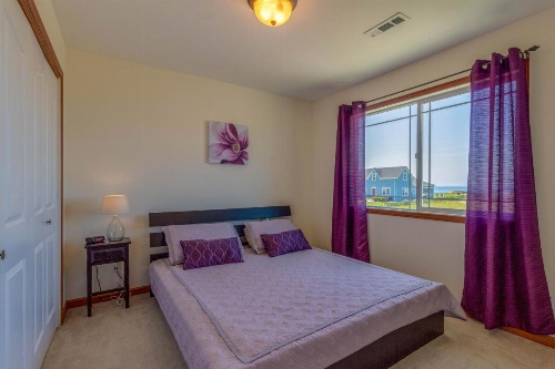 Crescent City Beach House image 7